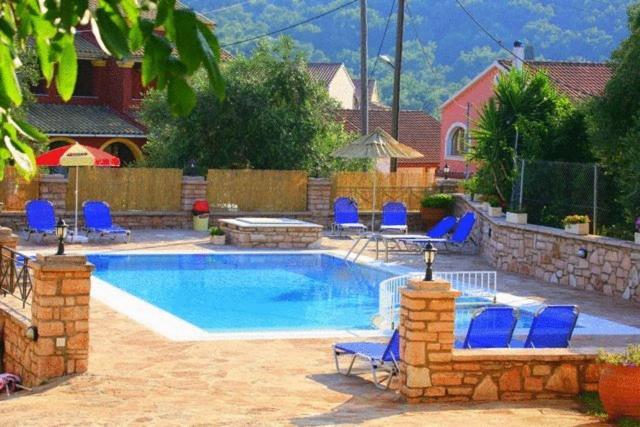 Emily'S Apartments Kassiopi Exterior photo